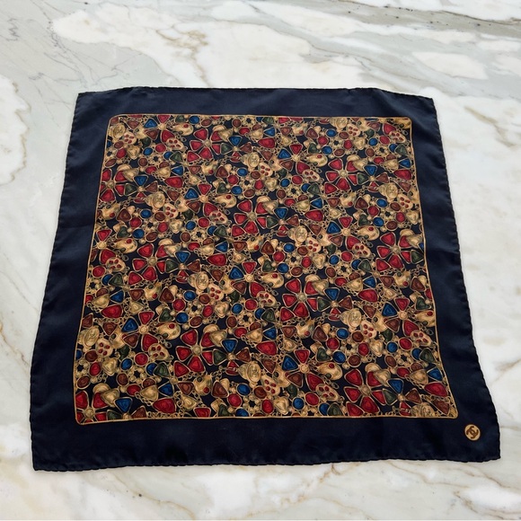 CHANEL SILK SQUARE SCARF 16.75” X 16.75” NWOTS! - Picture 6 of 17